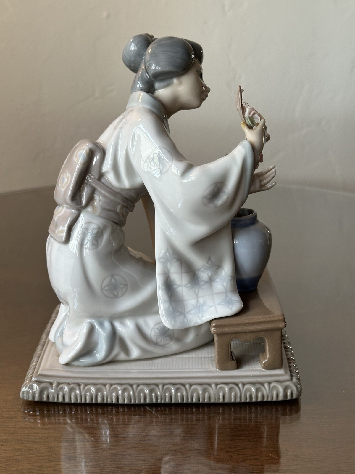 Lladro “Japanese Flower Arranger” Figurine Retired, Handmade in Spain OLD MARK!