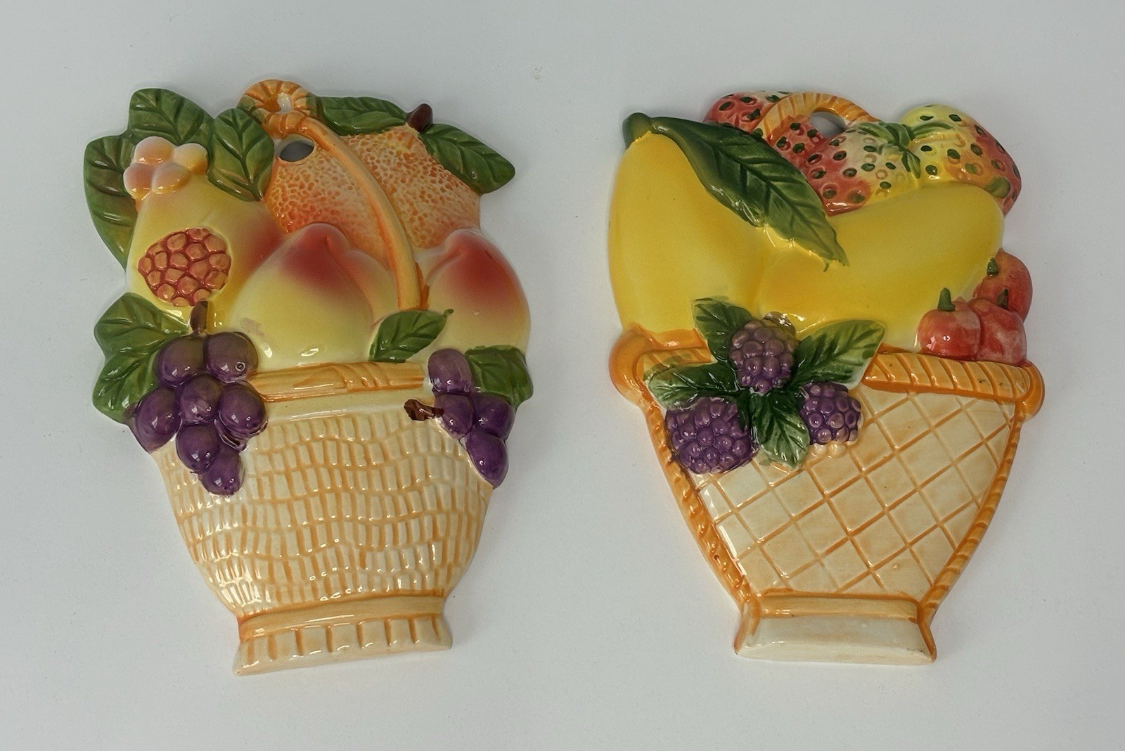 Set Of 2 Vintage J&R&W Co. Kitchen Ceramic Wall Hanging Decor Fruit In Baskets