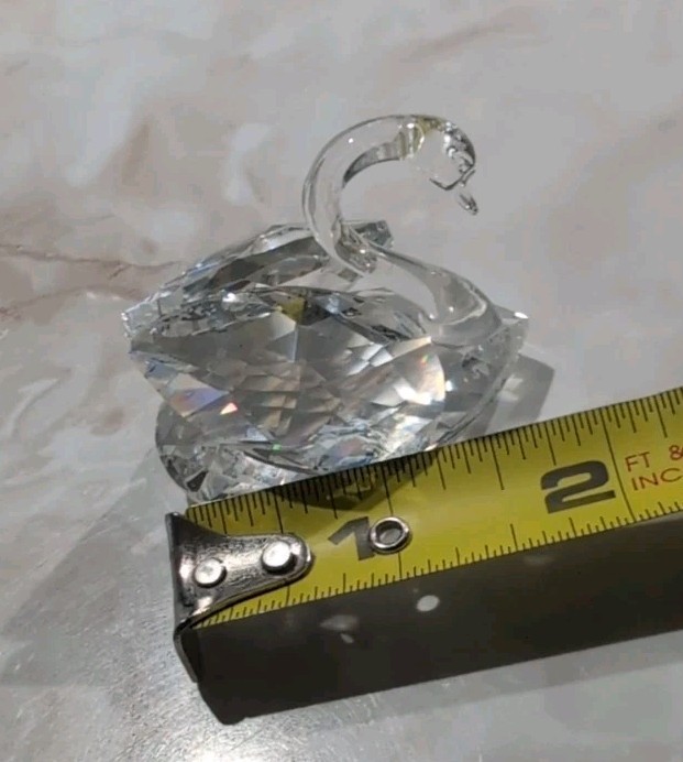 SWAROVSKI SWAN FIGURINE