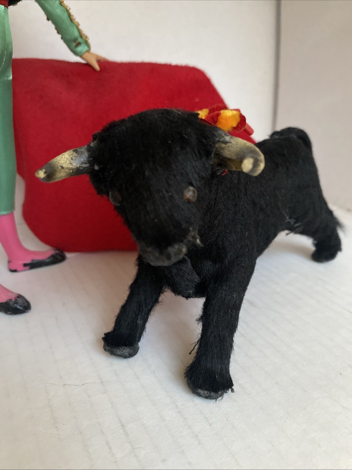 Vintage Spain Matador Bull Fighter Man and Bull Figurine – Unknown Make – Neat!