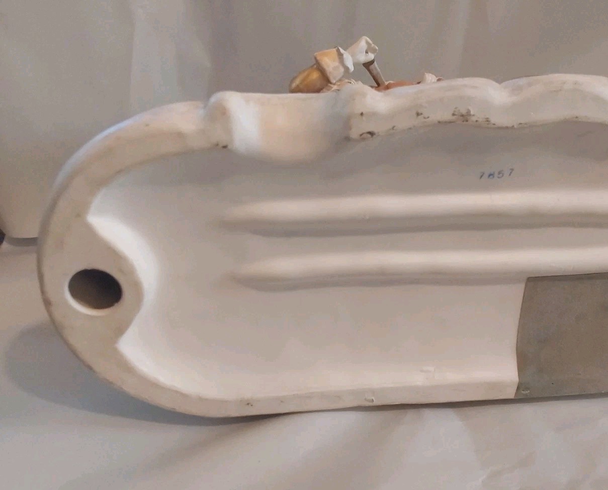 Lenwile Ardalt Porcelain Figurine Lighted Lamp 11 X 15 X 8.5 Music Box No Chips