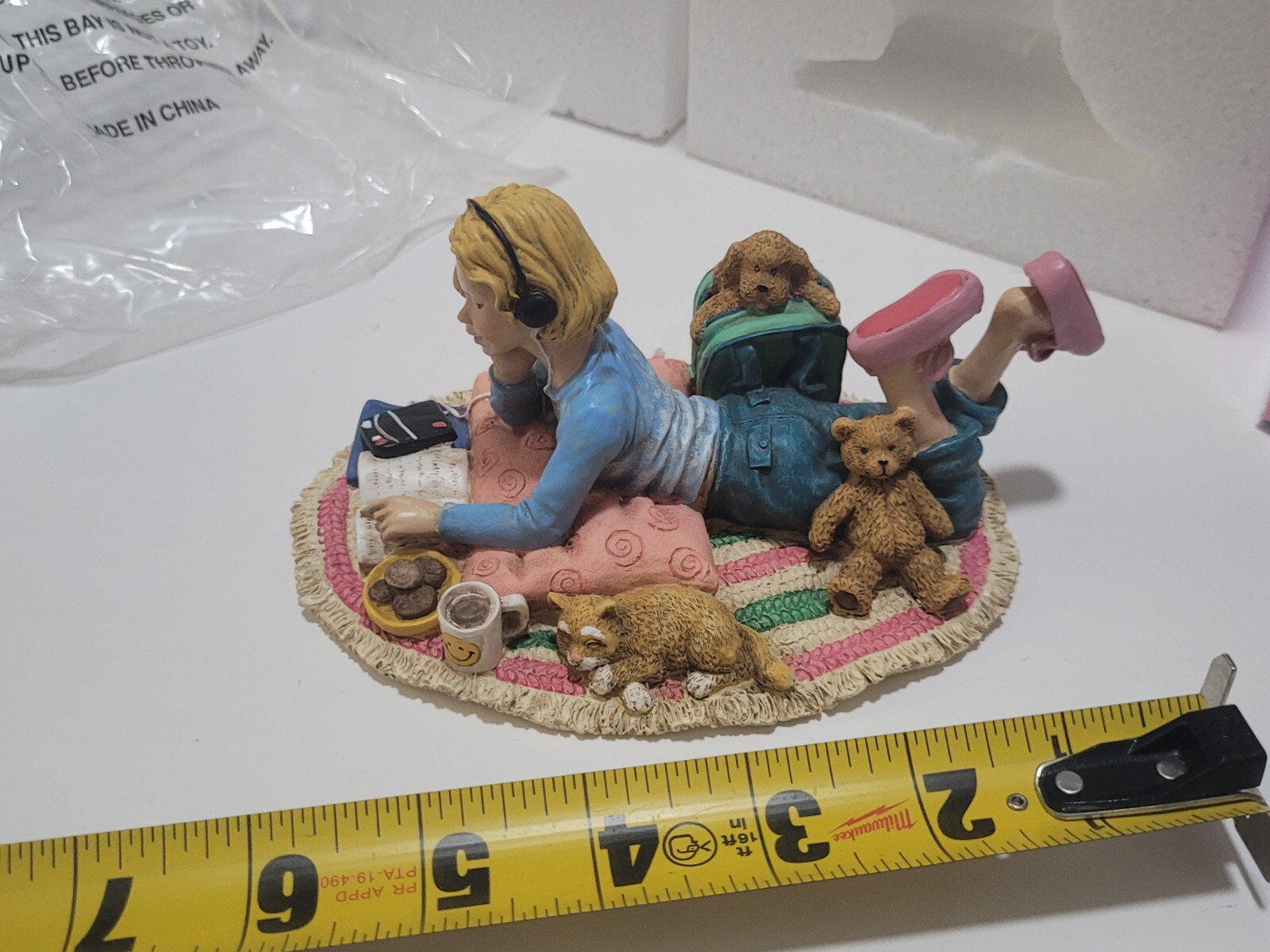 Girls Rule “Hanging Out” Study Session Resin Figurine Kurt S Adler NIB Rare!