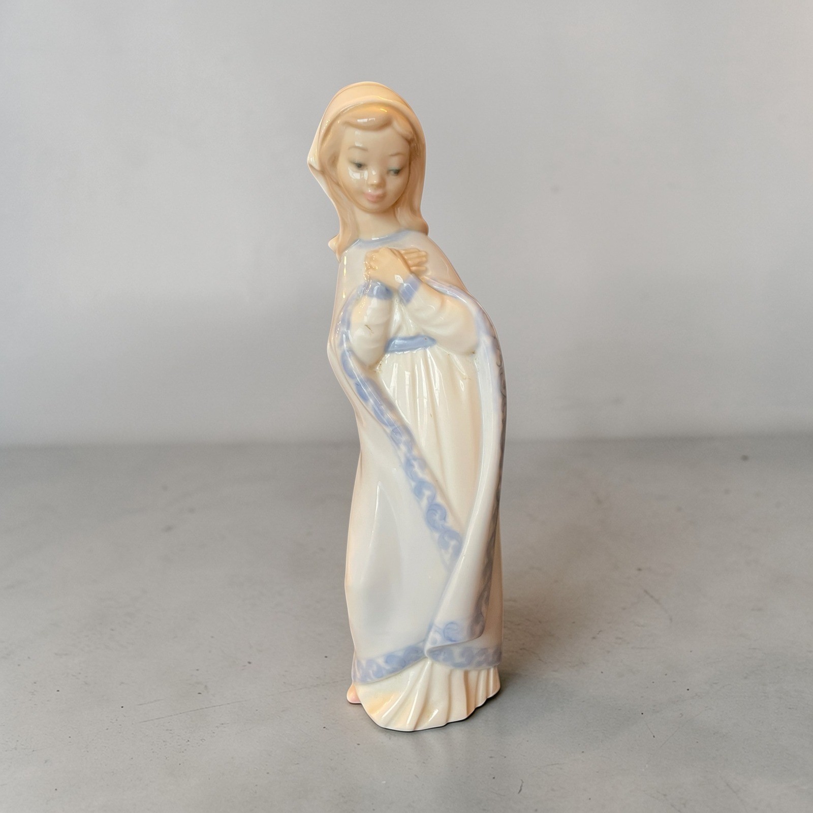 Zaphir Porcelain Virgin Mary Figurine Spain Cream Blue Excellent Glazed Madonna