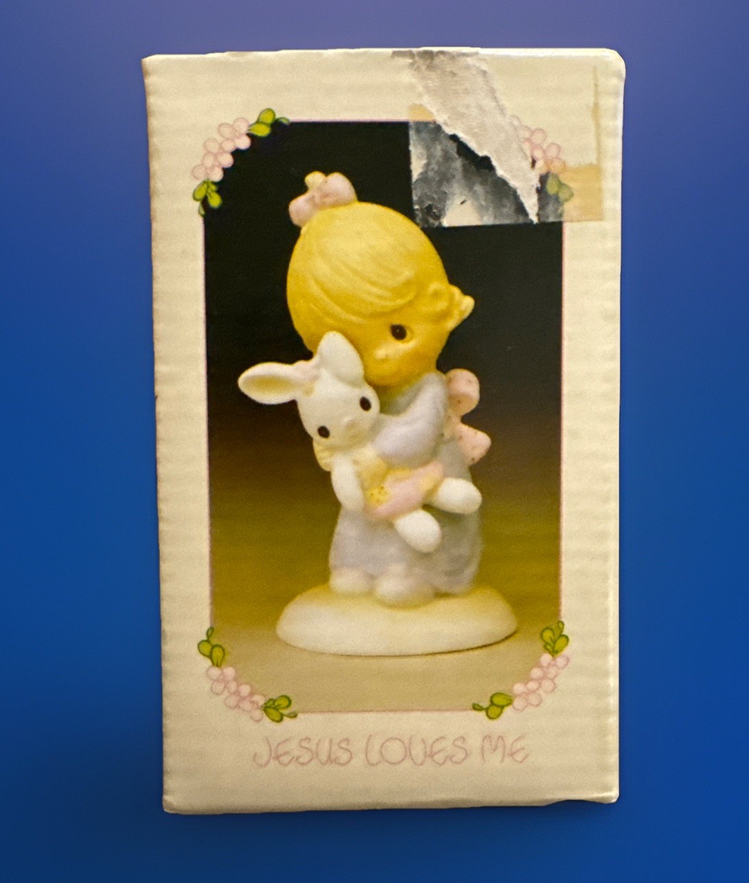 Vintage Enesco Precious Moments E-1372/G Jesus Loves Me, 5″ Figurine in box 1978