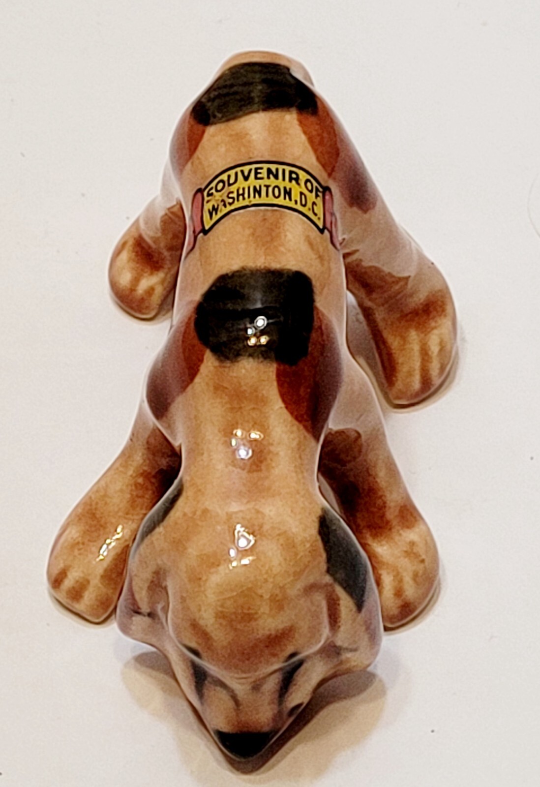 Vintage Grindley Pottery Ohio Sniffing Hound Dog Bloodhound 2″ Tall Figurine