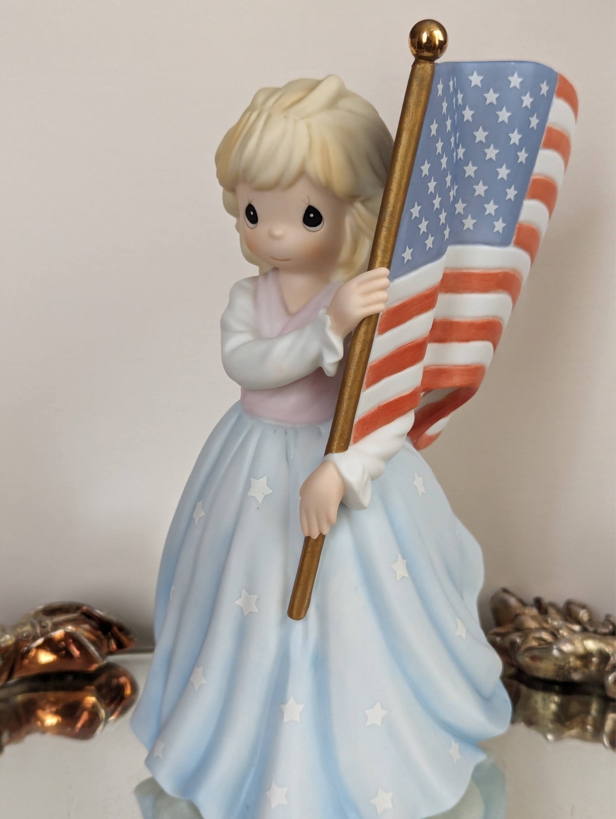 Precious Moments God Shed His Grace On Thee #106632 Americana Figurine