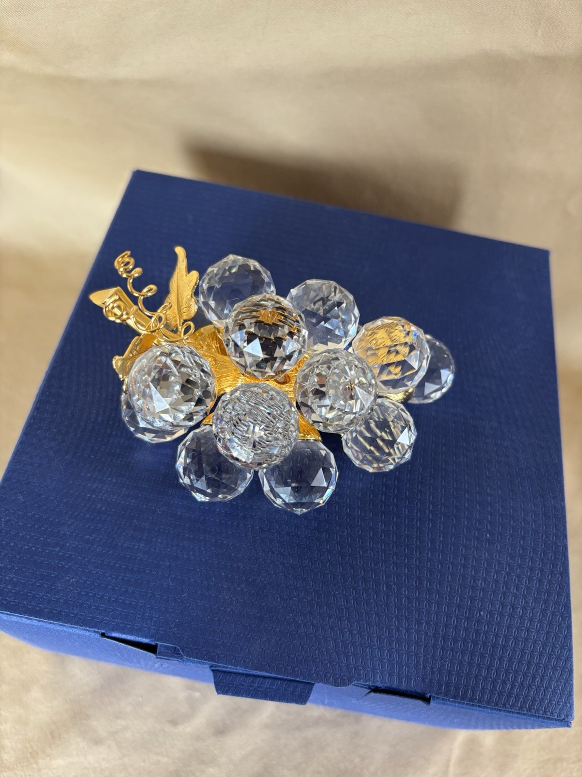 Swarovski Crystal Grape Cluster Figurine Gold Tone Vine