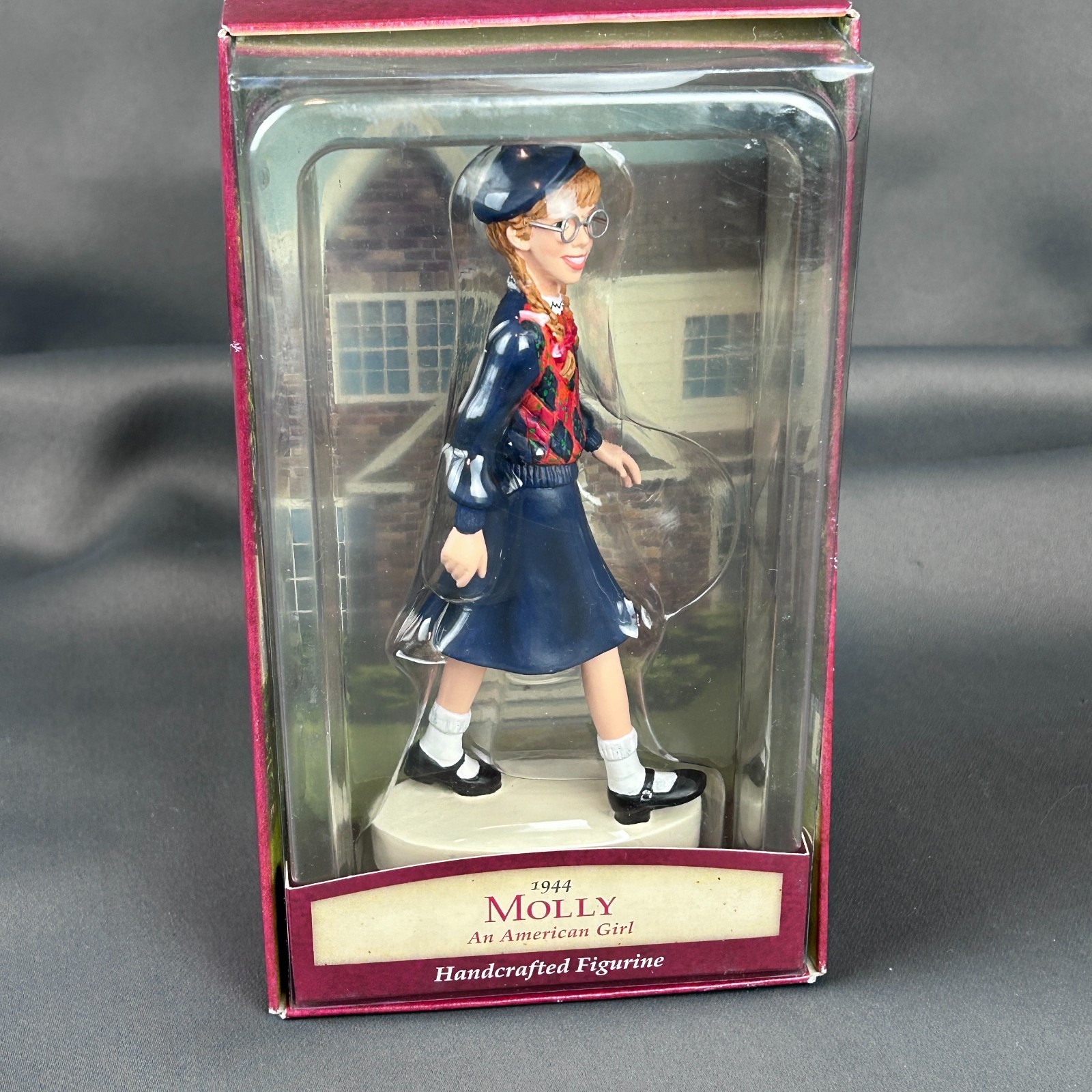 Hallmark An American Girl 1944 Molly Handcrafted Figurine 2002 Pleasant Co.