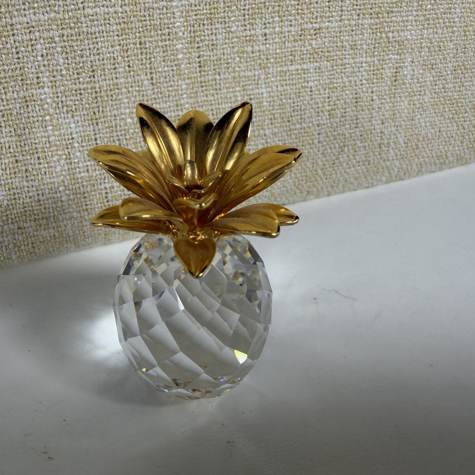 Swarovski Crystal Gold Toned Leaves Pineapple Fruit Figurine 2.5″ Tall