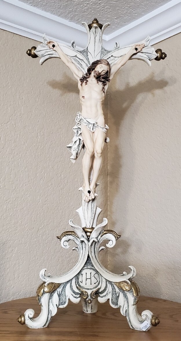 GIUSEPPE ARMANI LIMIT ED FIGURINE “THE CRUCIFIXION” 780C Signed #1063/5000 MINT