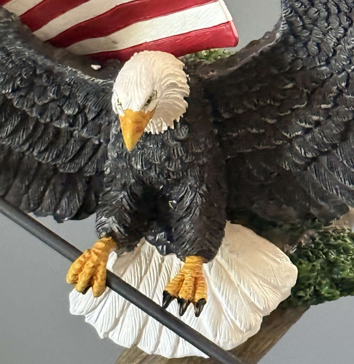 Bradford Exchange GUIDING BEAUTY EAGLE With Flag Sculpture Ted Blaylock 2018