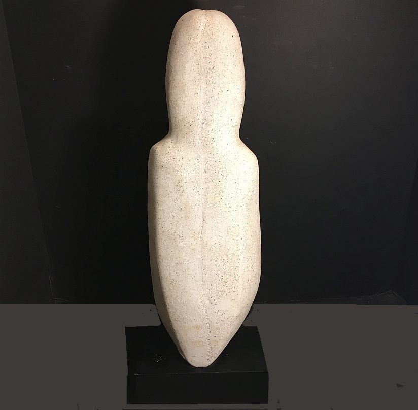 Art sculpture. Brutalist/ Modernist. Very heavy faux stone / clay on black base.