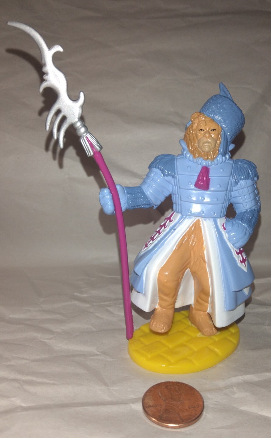 Wizard of Oz WINKIE GUARD (LION) Toy Figure w/SPEAR STAFF Yellow Brick Road RARE