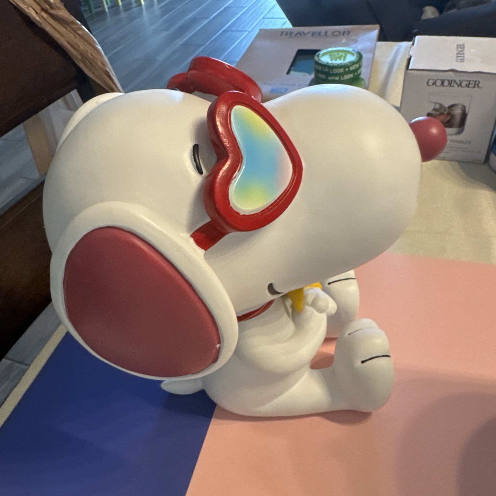 Snoopy Woodstock With Hearts Peanuts Valentine’s Day Love Figurine 9”
