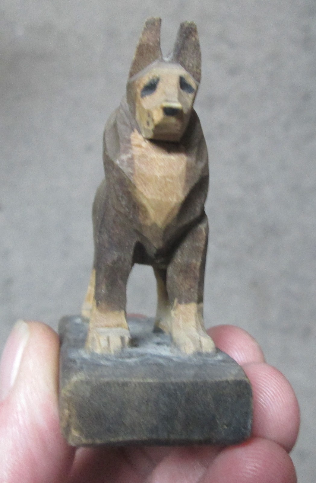 Vintage Carved Black Forest Samoyed Dog Figurine-Jungfraujoch-NICE!-L@@K!