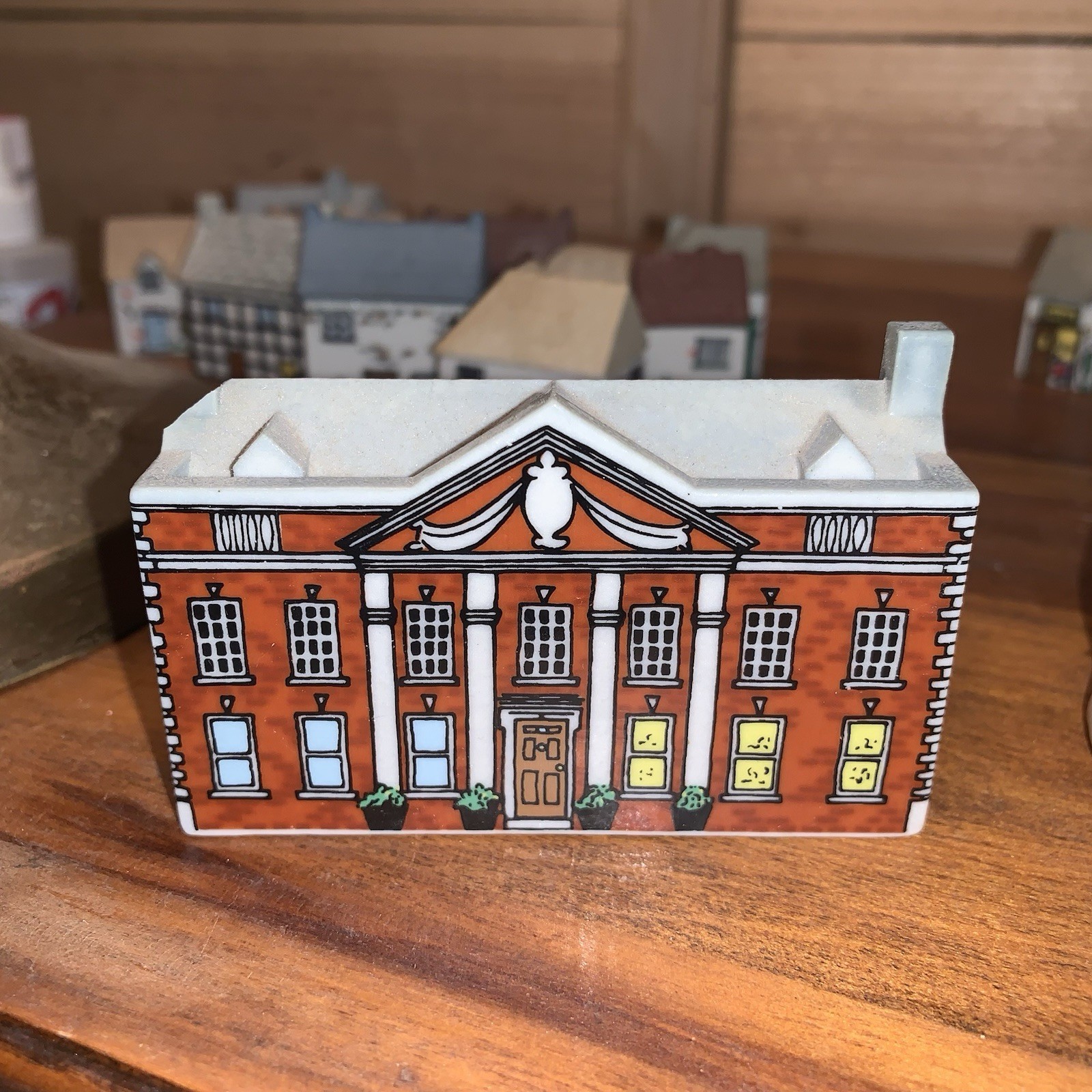 LOT 10 Wade England Miniature Porcelain Village Various Houses Town No Chips