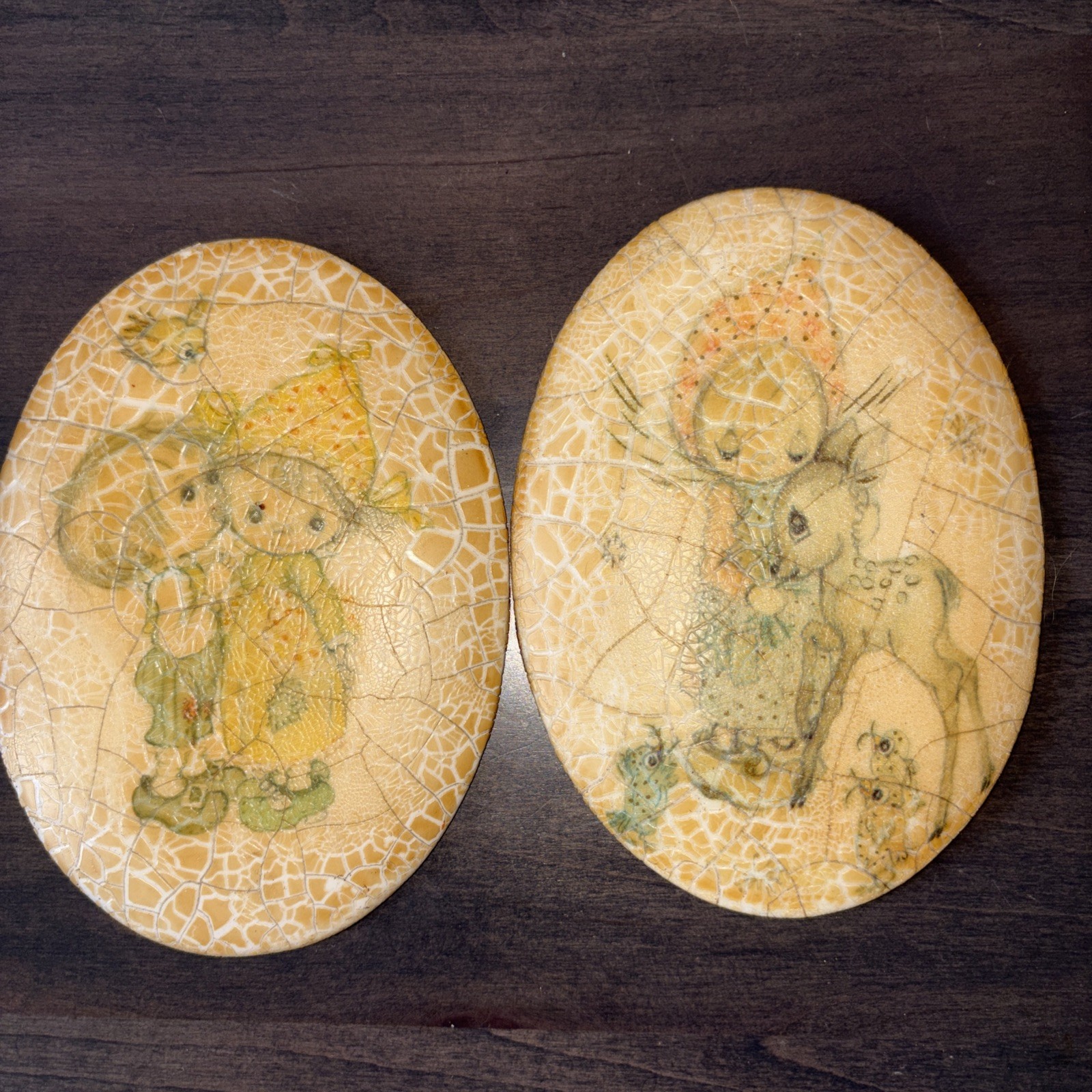 Set of 2 Vintage Betsey Clark Decoupage Chalkware Plaster Wall Hangings Decor