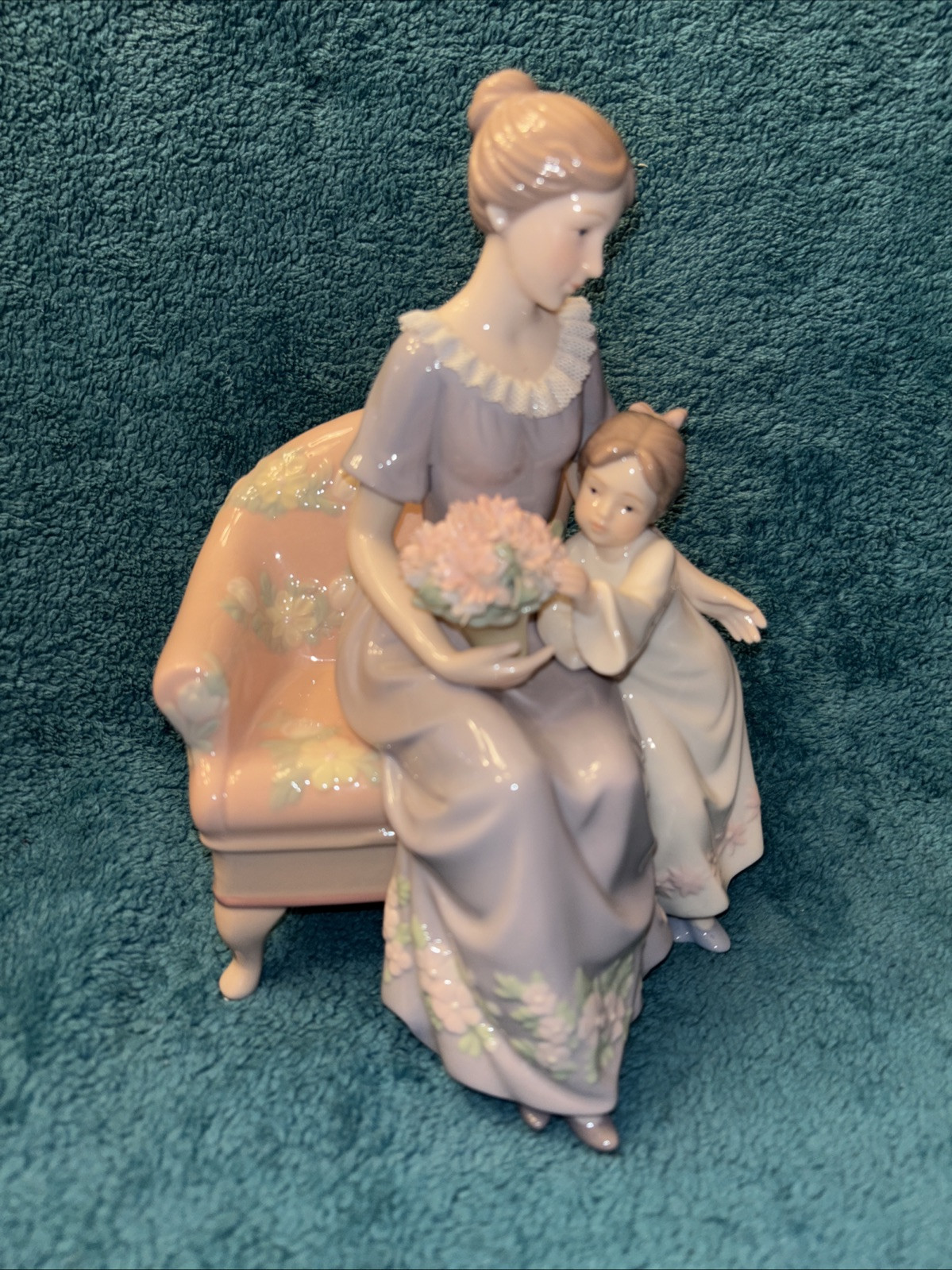 Beautiful Always & Forever Glazed Porcelain Mother Daughter Figurine Collectible