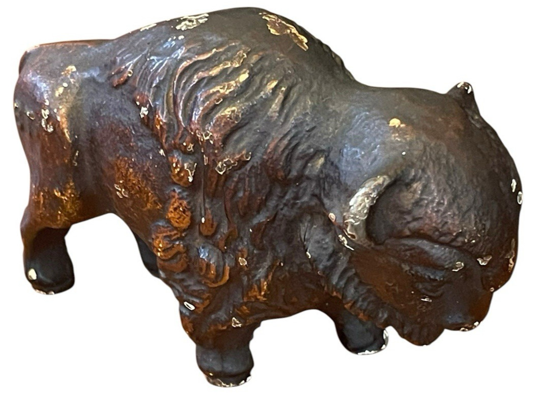 BUFFALO TANK BT CAST IRON BISON BUFFALO FIGURINE PAPERWEIGHT BETHLEHEM STEEL 5″