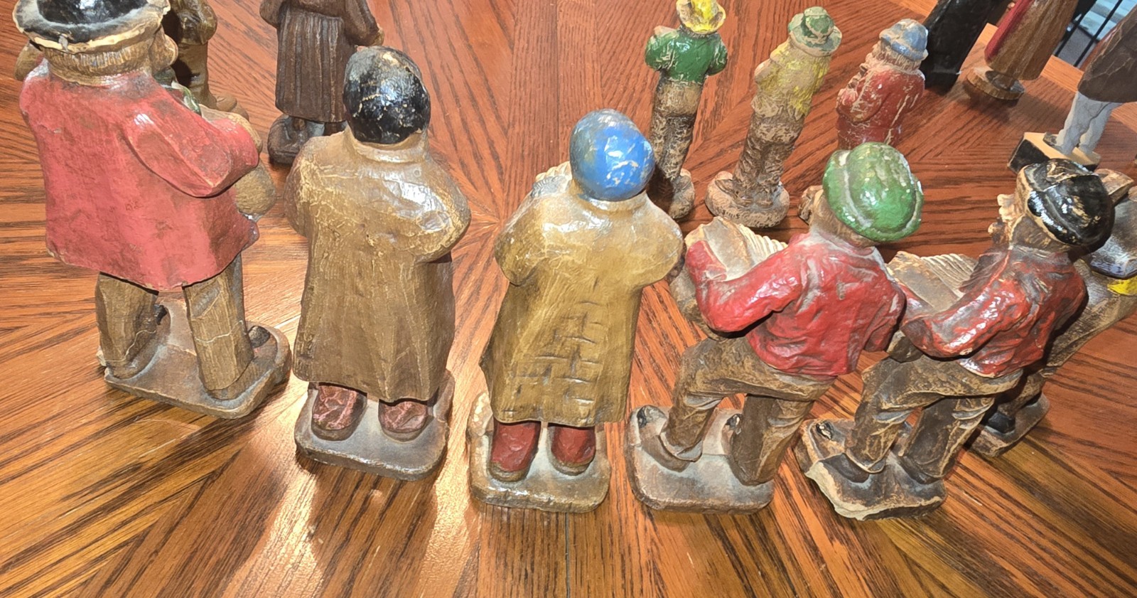 LOT OF 14 SYROCO 1940’s Folk Art Figurines Carved Wood/Resin Composite
