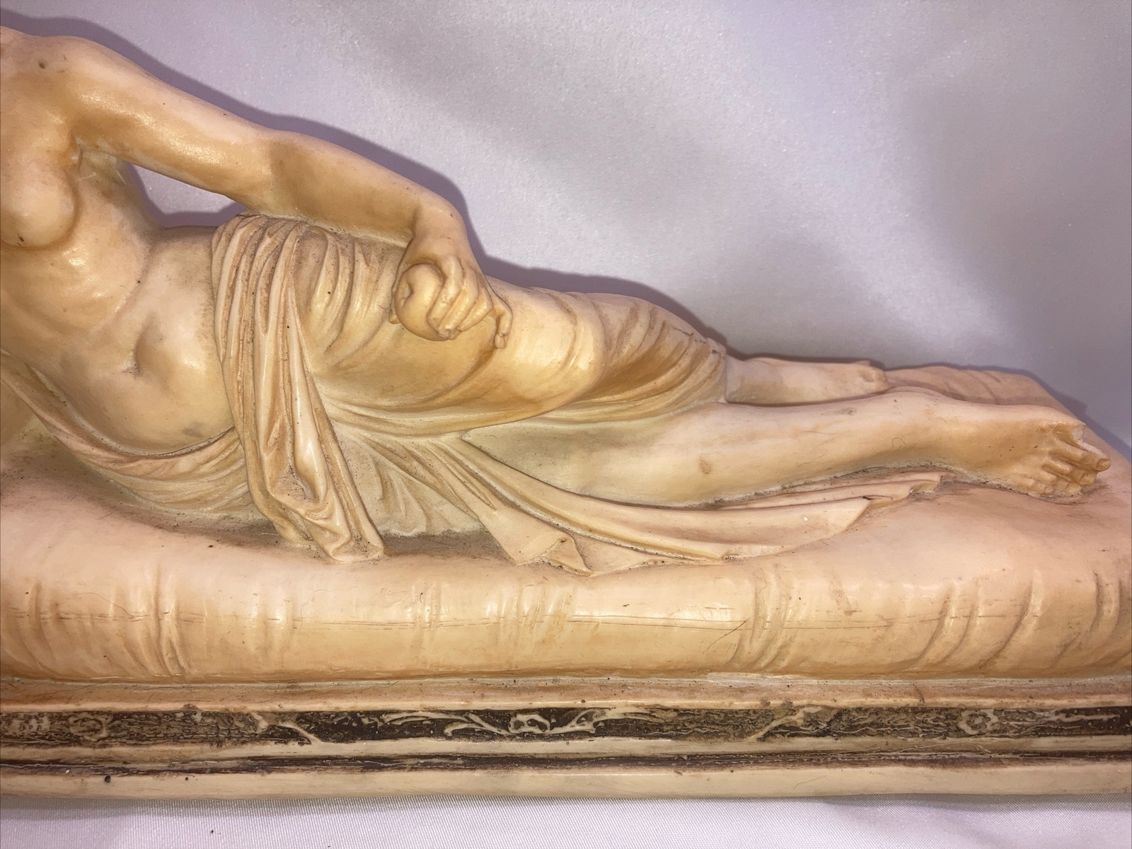 “Venus Victoria” Paolina Bonaparte Signed A Santini Sculpture 14x8x5.5 RARE