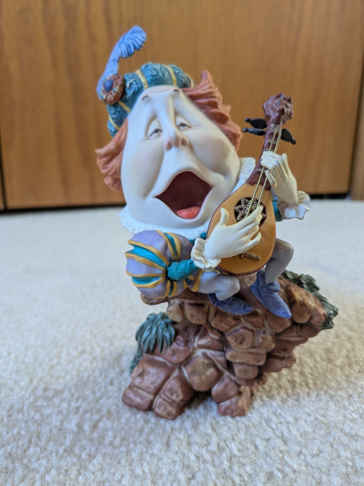 Figurine Greenwich Workshop Humpty Dumpty refer to photos small repair
