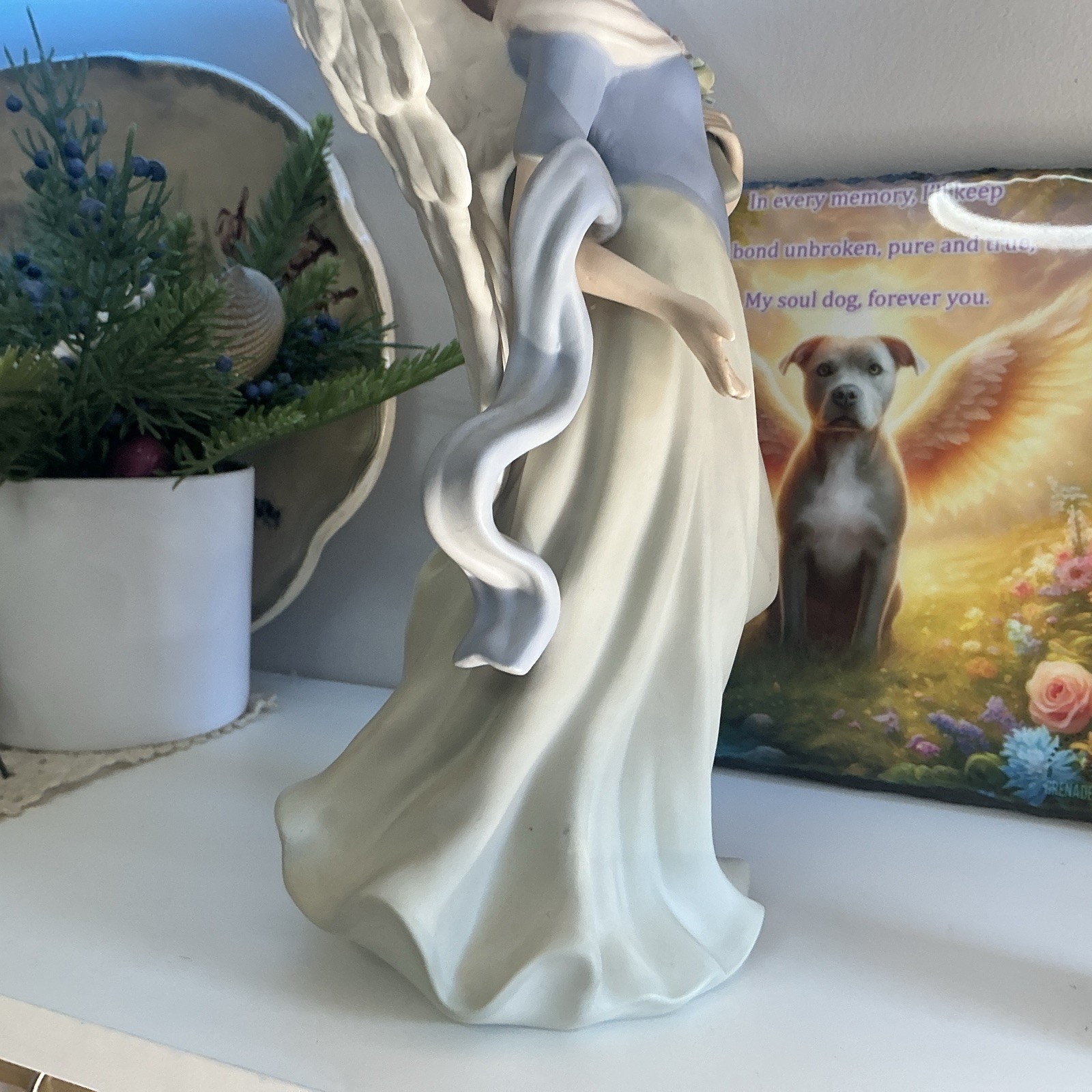 Home Interiors Charity Angel #11296-01 Porcelain Figurine 10″ Tall 2001