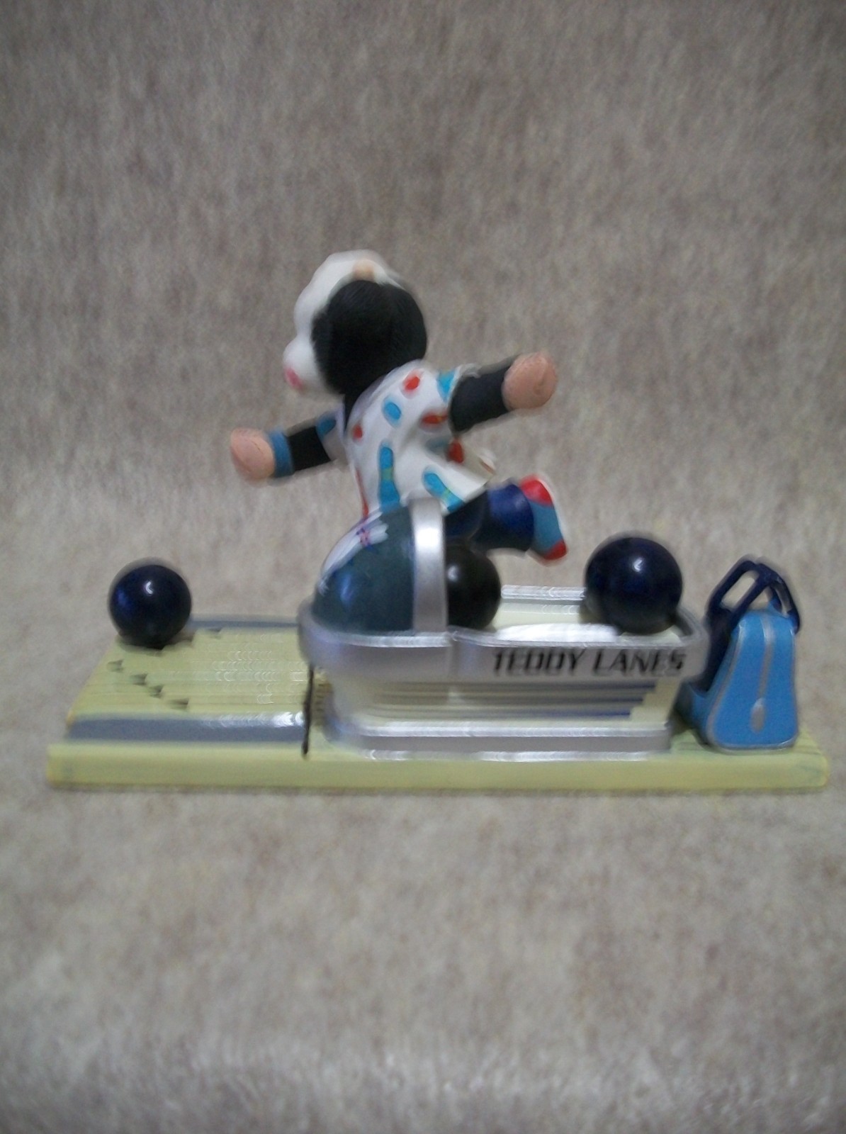It’s All in the Delivery – Bowling – Mary Moo Moo Cow Figurine