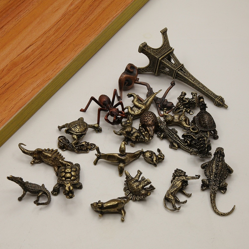 Qing Dynasty Solid Bronze Animal Figurine