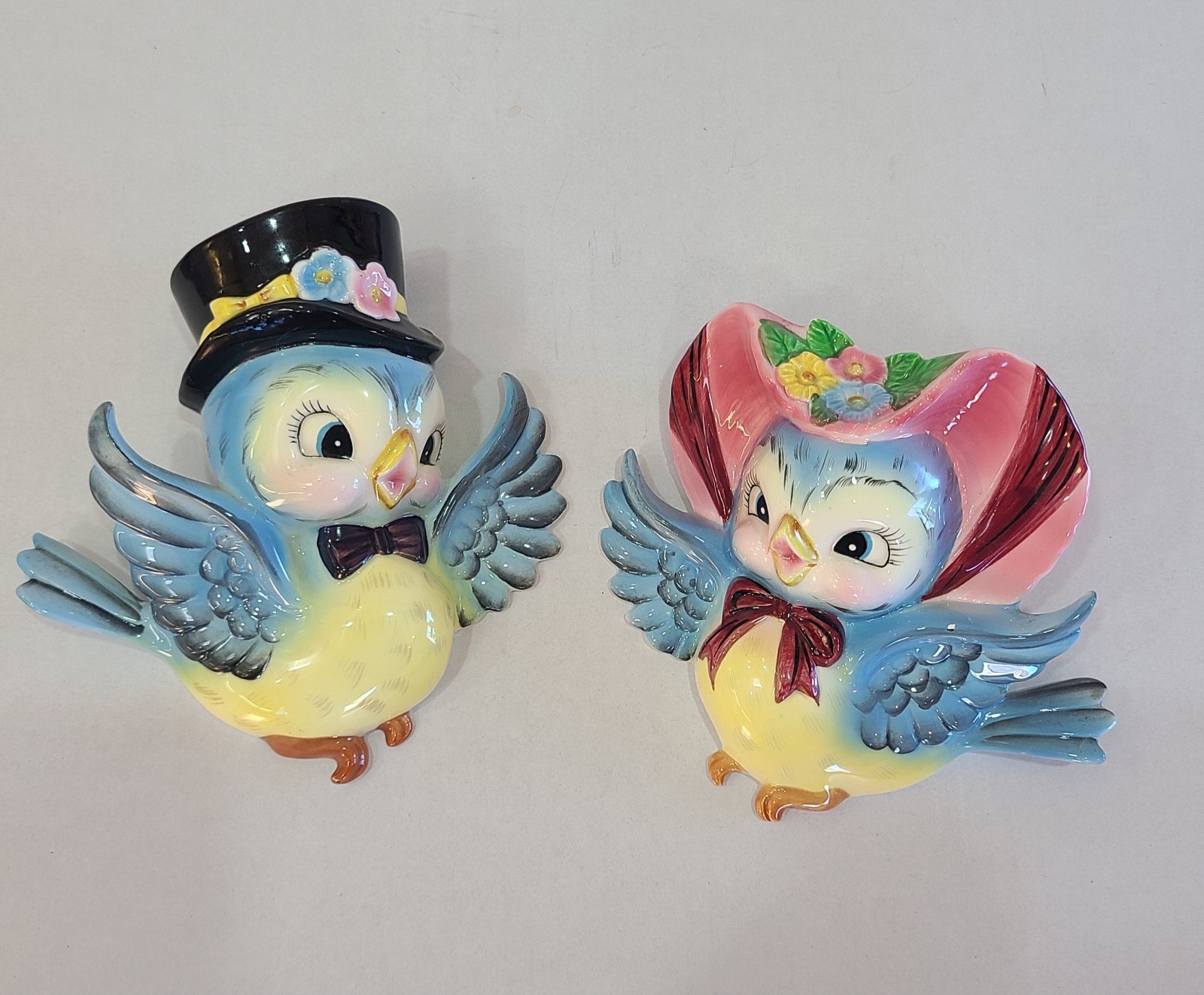 Pair Lefton Bluebird Wall Pockets #283 Mr. & Mrs. Bird Pink & Blue Top Hat -Read