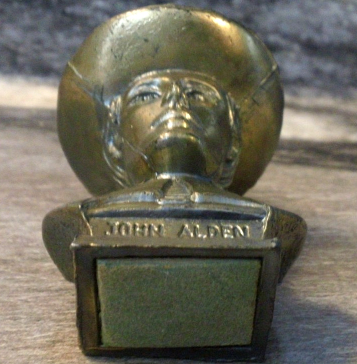 Vintage 2.25 in. Tall Casdt Metal Bust of Pilgrim John Alden