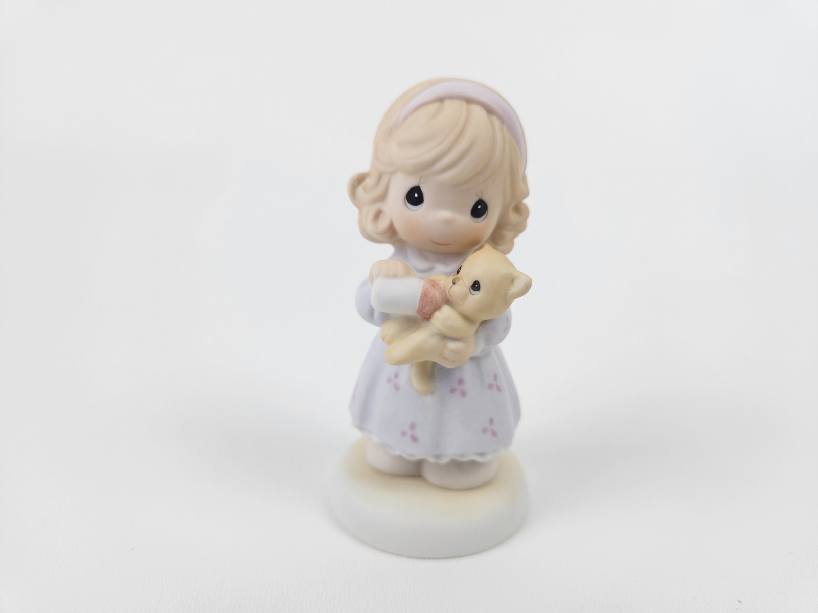 Precious Moments: 692123 Friday’s Child is Loving & Caring Figurine Girl Kitten