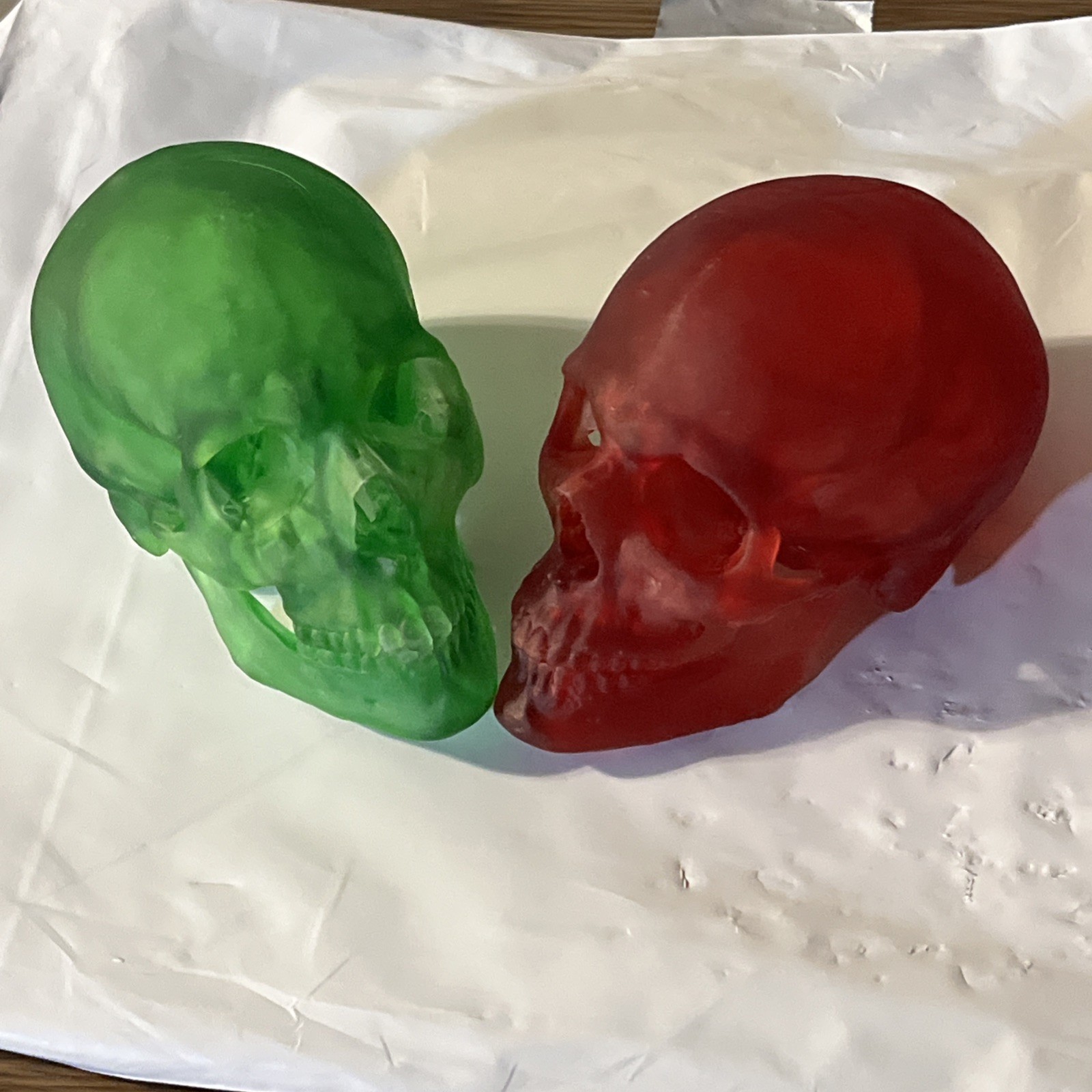 Buzzsaw Studios Skulls Red And Green. Lifelike Details Decoration Horror Anatomy