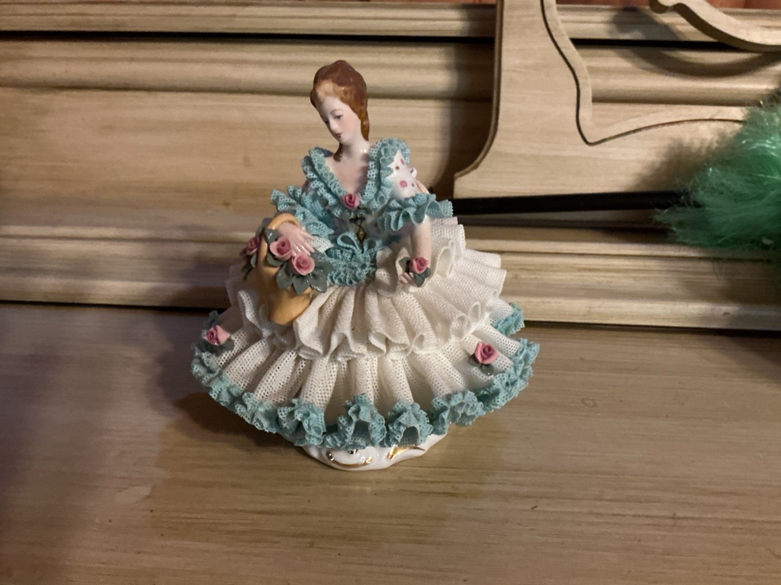 German Dresden Lace Lady Seated Basket Of Flowers Mint Cond Rare Aqua