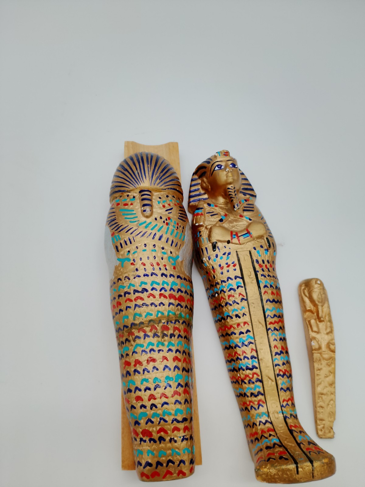 Beautiful Handpainted Miniture Replica of King Tut Mummy. Made In Egypt 9.5