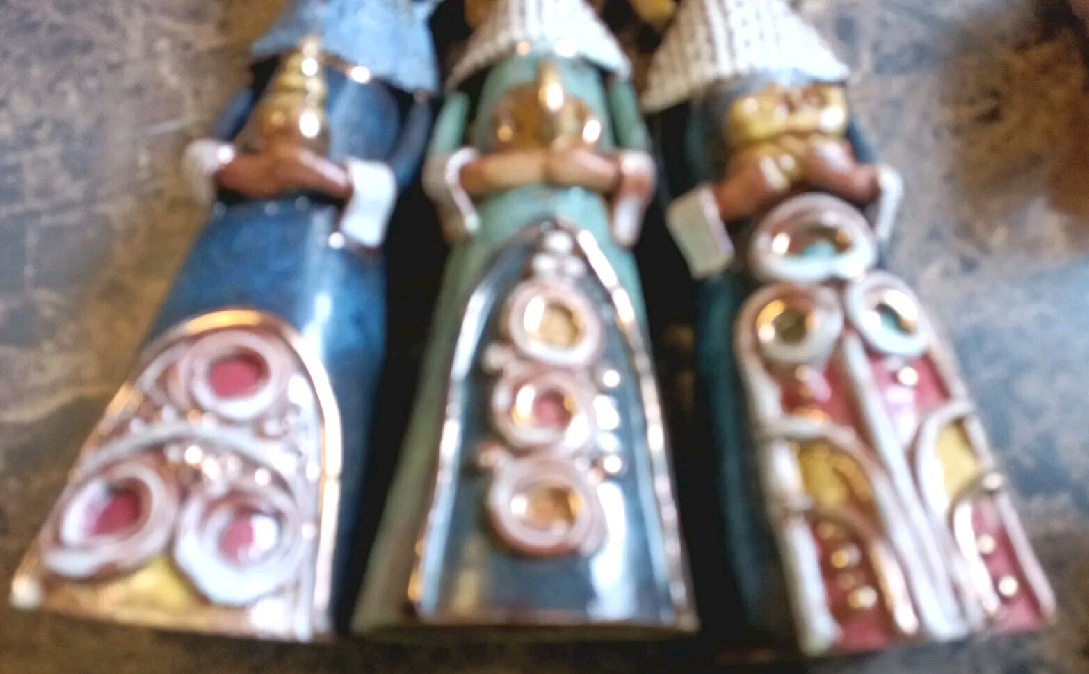 Vintage Clay Folk Art 3 Kings/Wiseman Dark Skinned 1997 Handmade 10 1/2 IN.