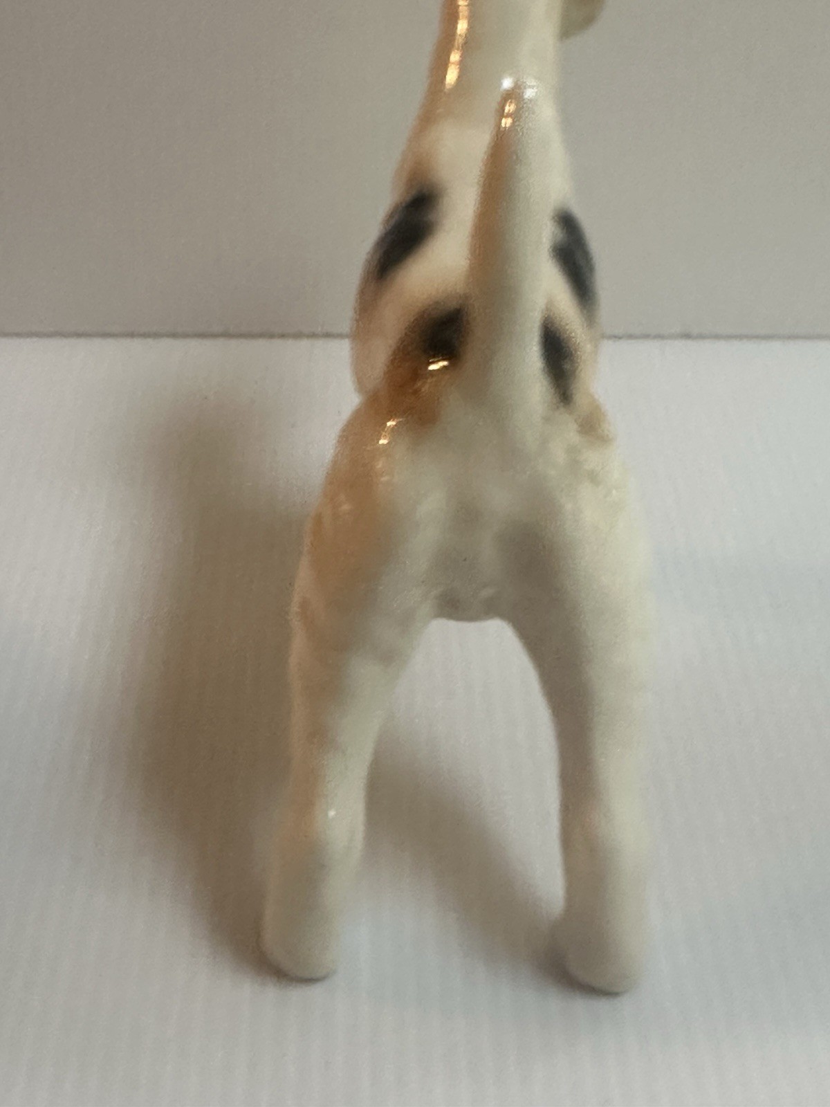 BESWICK ENGLAND WIRE HAIRED FOX TERRIER PORCELAIN FIGURINE CH TALAVERA ROMULUS