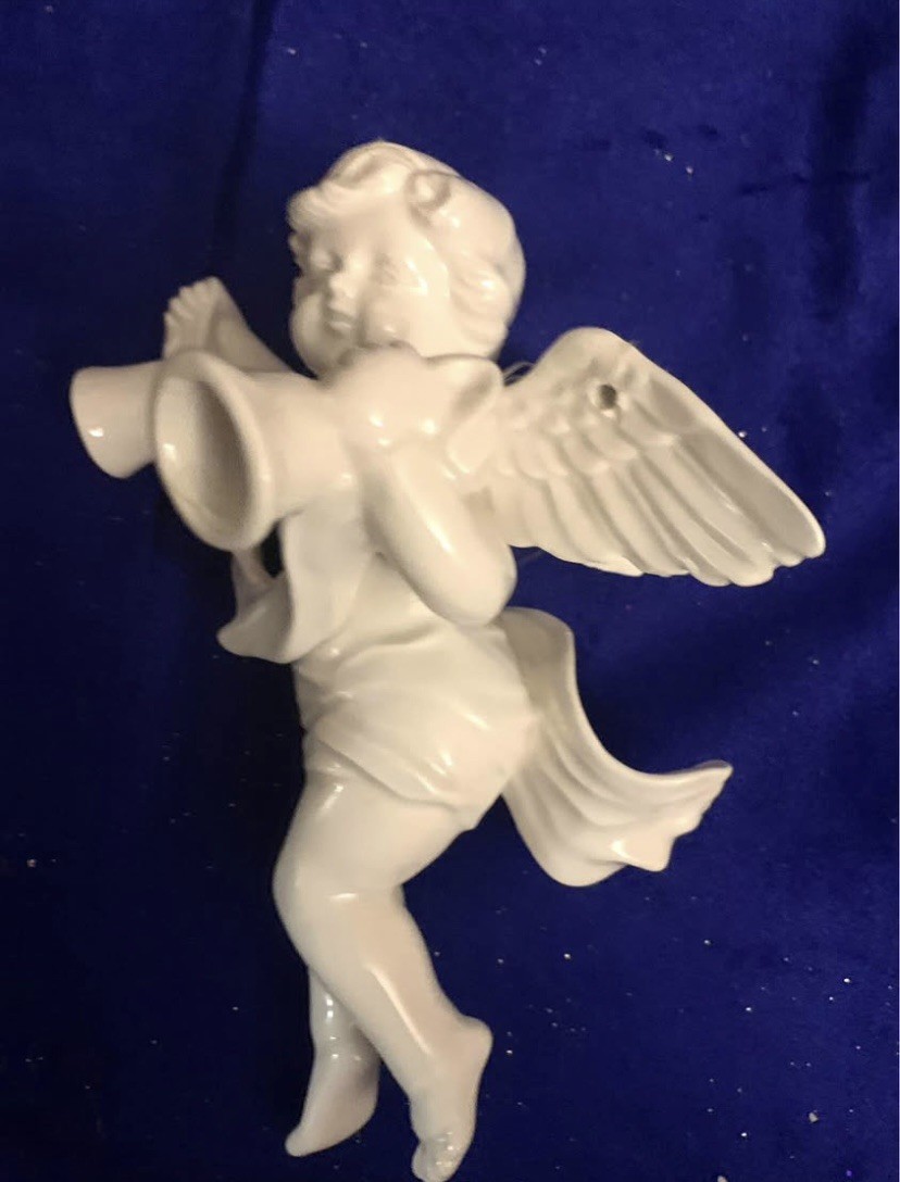 Angels 3 Fine White Porcelain Frolicking Musical Figurines
