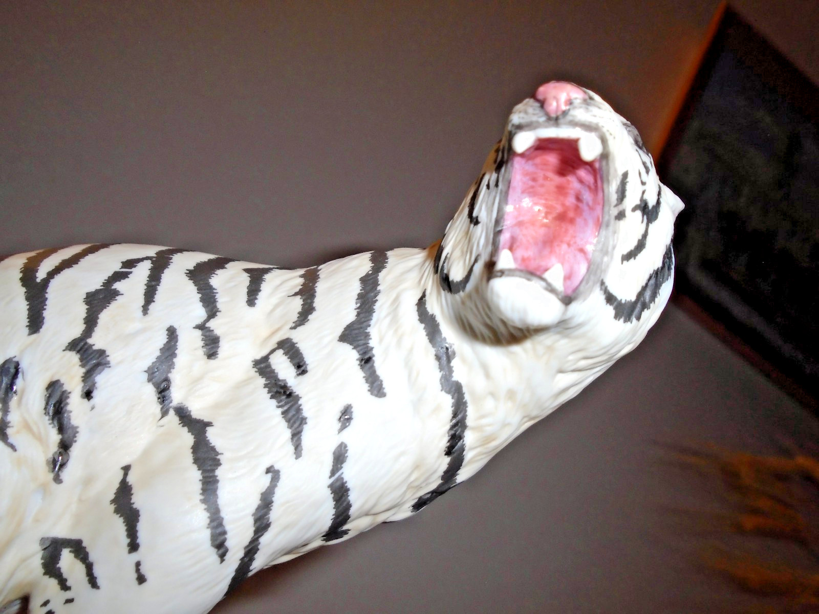 Franklin Mint Porcelain White Tiger On Crystal, 11 1/2″ Tall