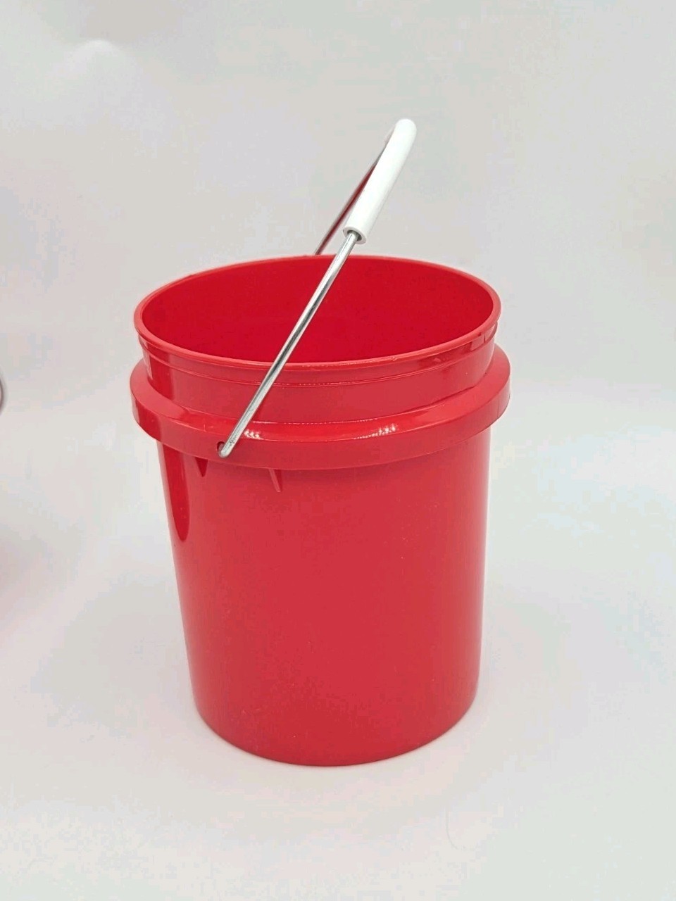 Lot Of 2 New Red Buc-ees Mini Buckets 4” Tall **No Lids** Buc-ee’s Bucees