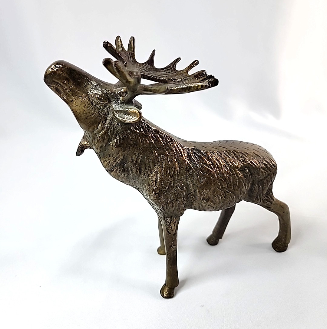 Vintage Bull Moose Figurine 8″ Tall Figural Statue Traditional Grandmillennial