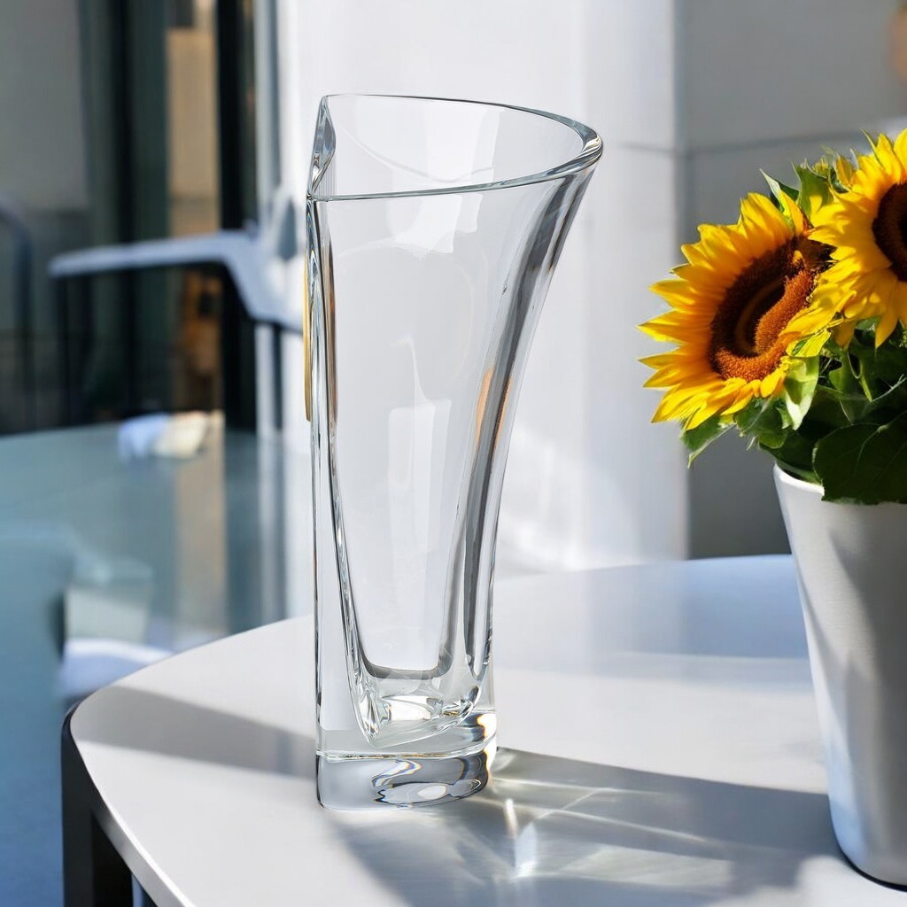 ​Versace Medusa Madness Clear Vase 28 cm 69082-321356-47028 Porcelain