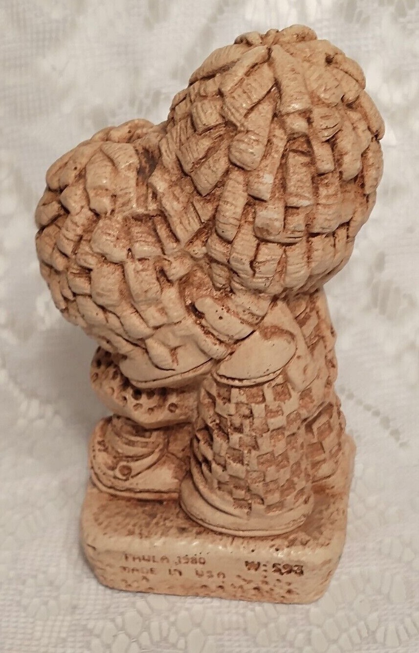 Resin Young Couple Hugging Figurine 1980 Each Day My Love For You tblhi1