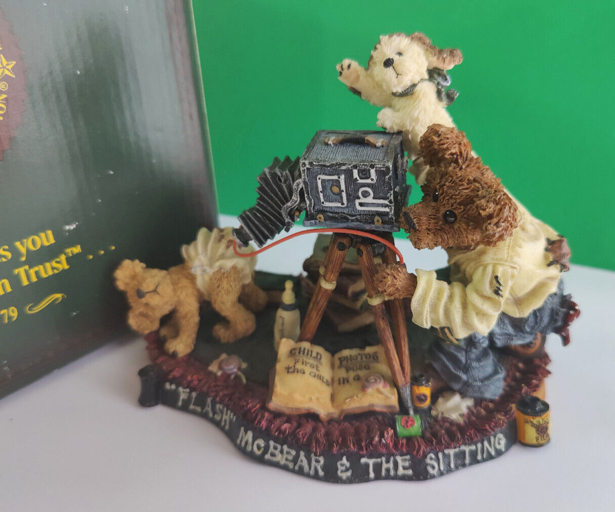 Boyds Bears and Friends Flash McBear and the Sittings Bearstone Figurine