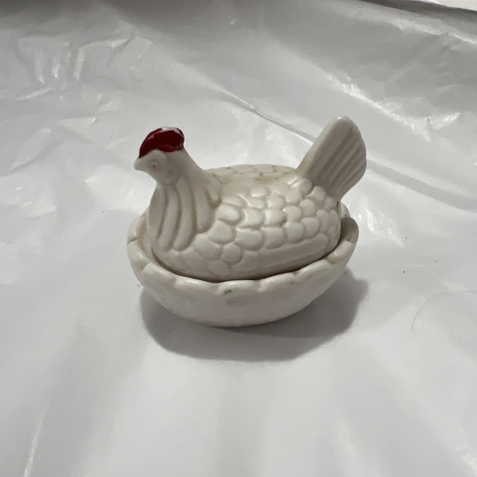 Vintage Enesco Japan Mini Hen on Nest