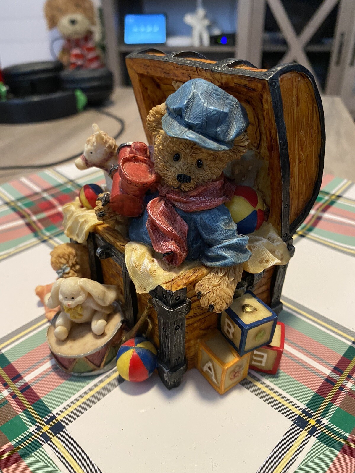 “The Toy Box” Bear Essentials Heavy Resin Figurine Christmas Decor Teddy Toys