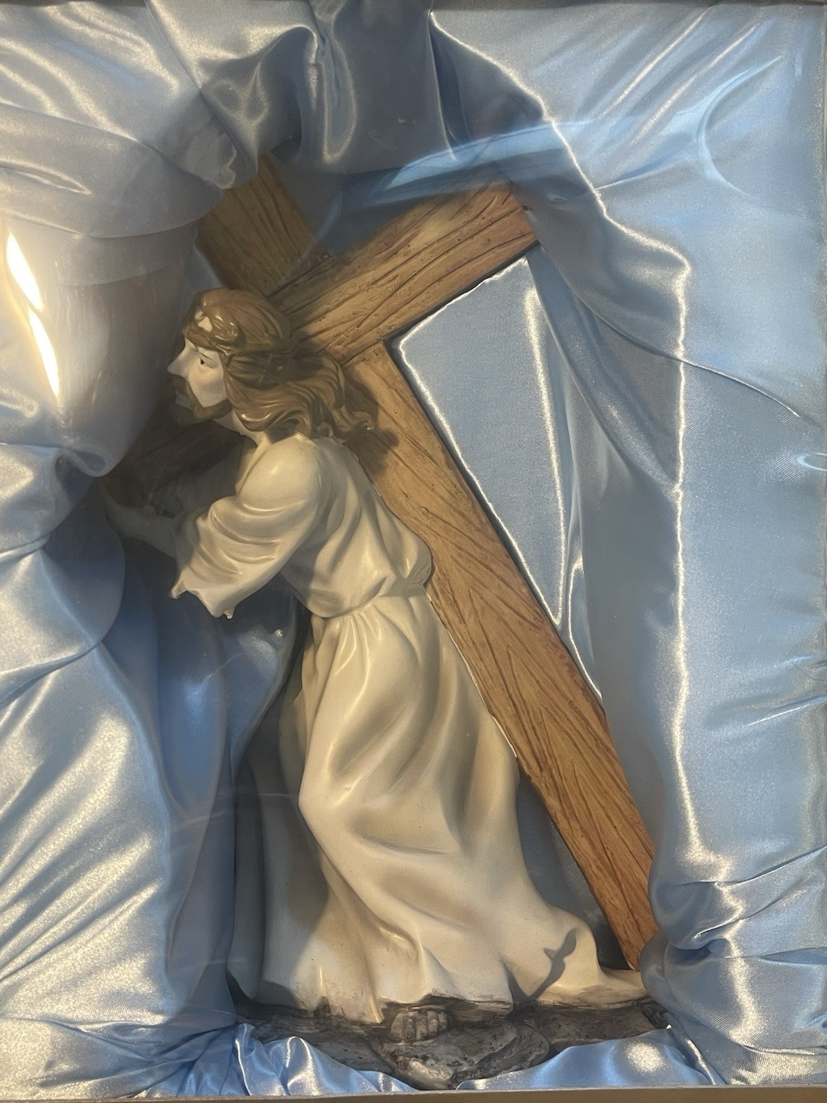 VTG Jesus Carrying Cross Stations Of The Cross Statue Religious Jesus Figurine