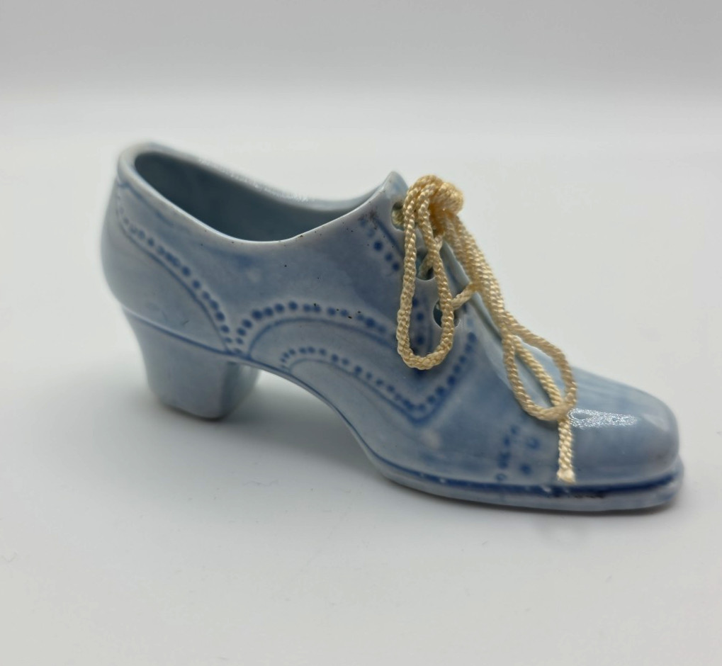 Vintage Light Blue Collectors Ceramic Shoe Approx. 4″ Arnstade made in Germany