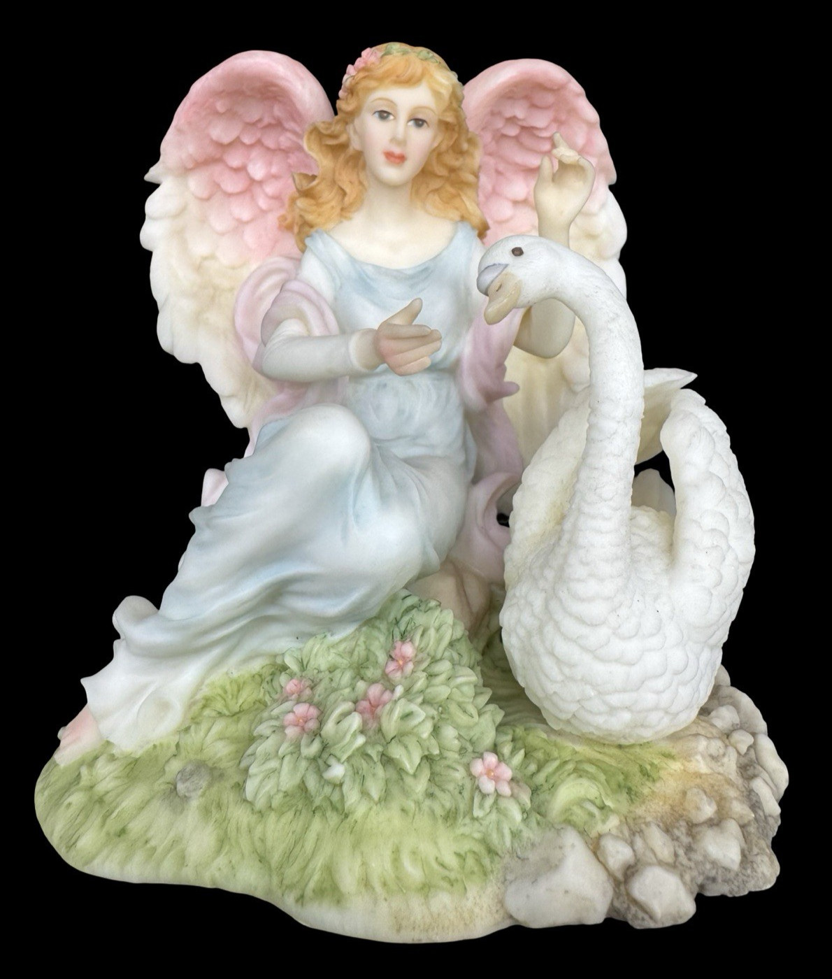 Seraphim Classics Olivia “Loving Heart” Angel with Swan #81478 Roman, Inc 5″