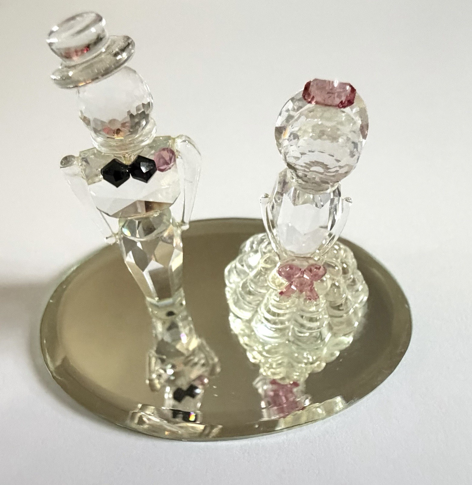 Vintage Crystal World Bride & Groom Figurine Wedding Cake Topper Mirror Base